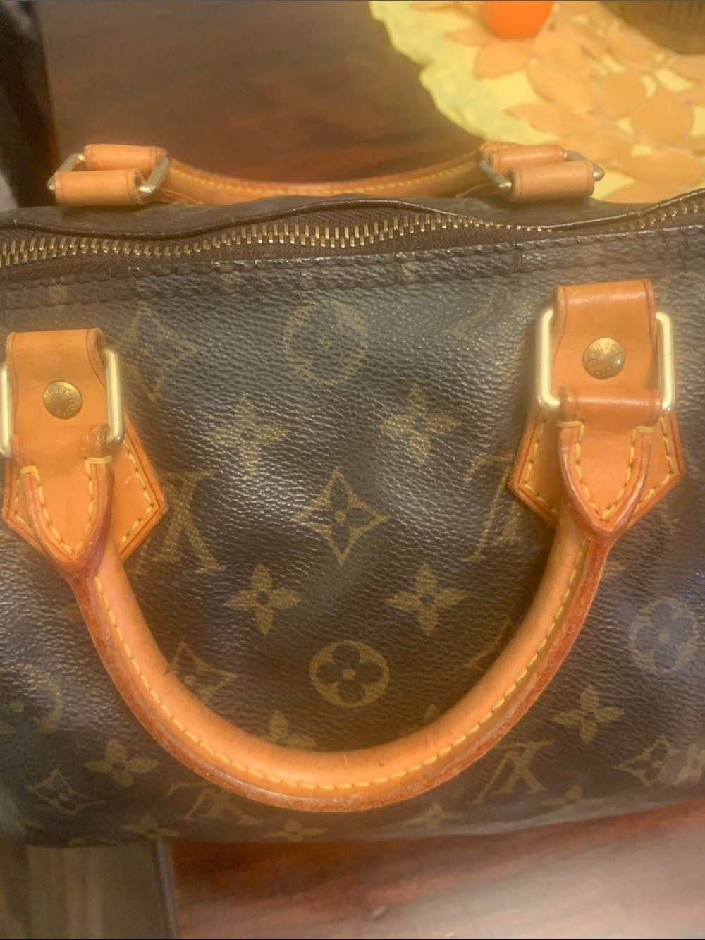 🛑Price Drop 🛑Authentic Louis Vuitton Monogram Speedy handbag. - Picture 2 of 16